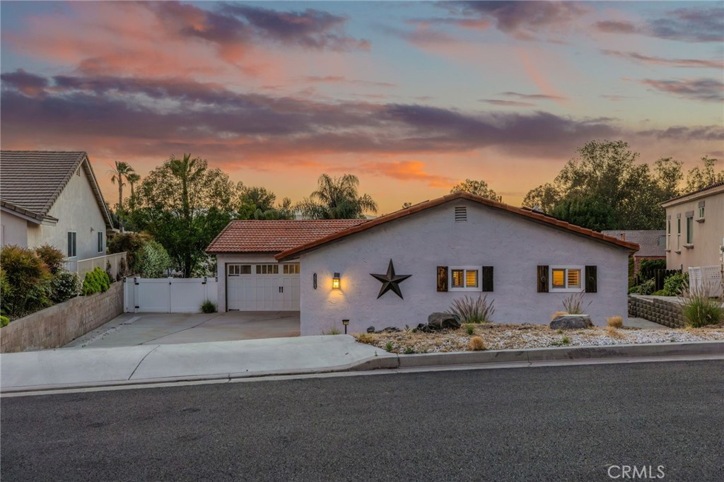 30265 30265 Buck Tail Drive, Canyon Lake, California, 92587, USA, 3 Bedrooms Bedrooms, ,2 BathroomsBathrooms,Residential,For Sale,30265 Buck Tail Drive,SW26094456