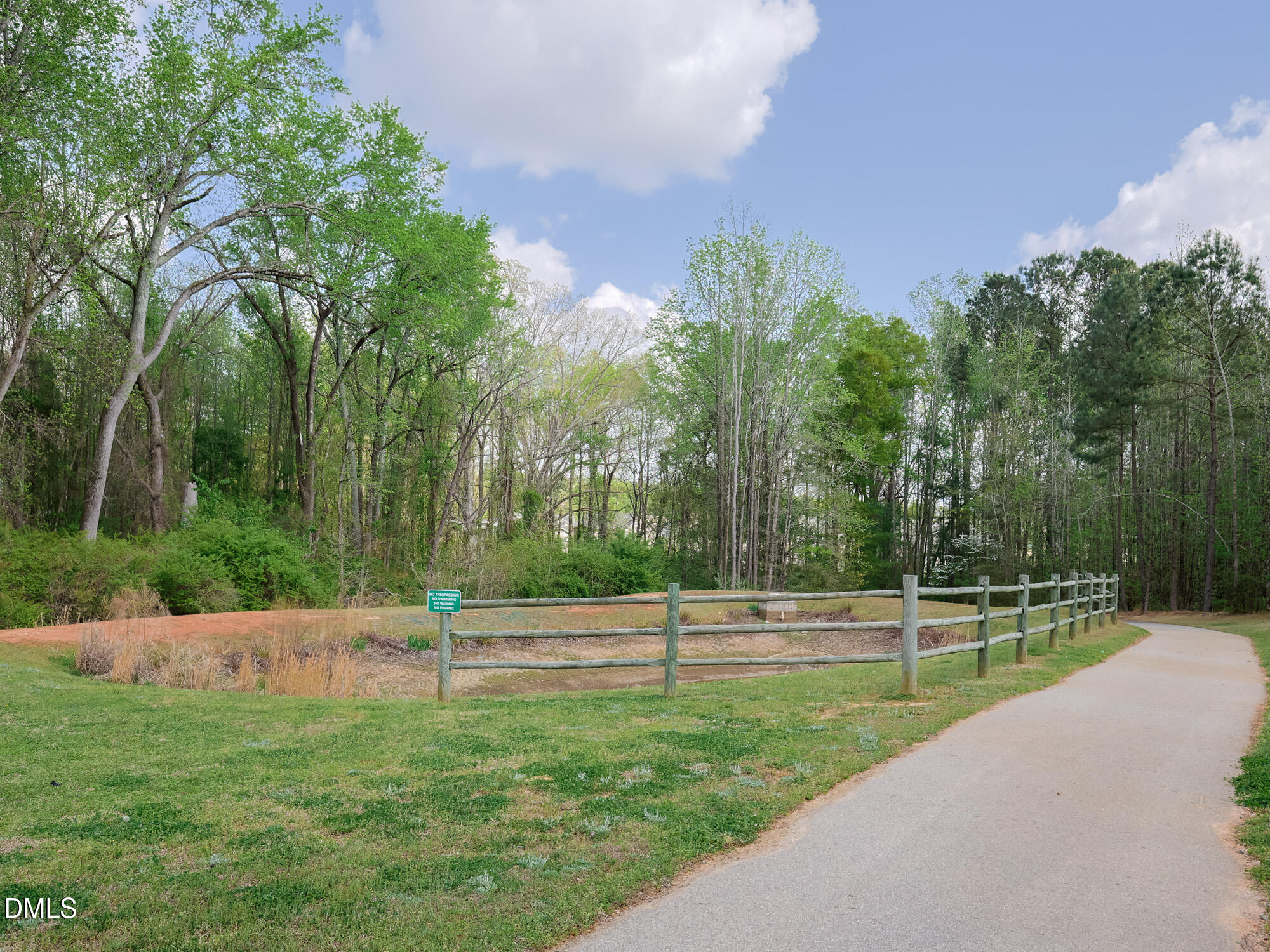 832 832 Logan Meadow Court, Fuquay Varina, North Carolina, 27526, USA, 4 Bedrooms Bedrooms, ,4 BathroomsBathrooms,Residential,For Sale,832 Logan Meadow Court,81add059-e619-4611-8c36-407438