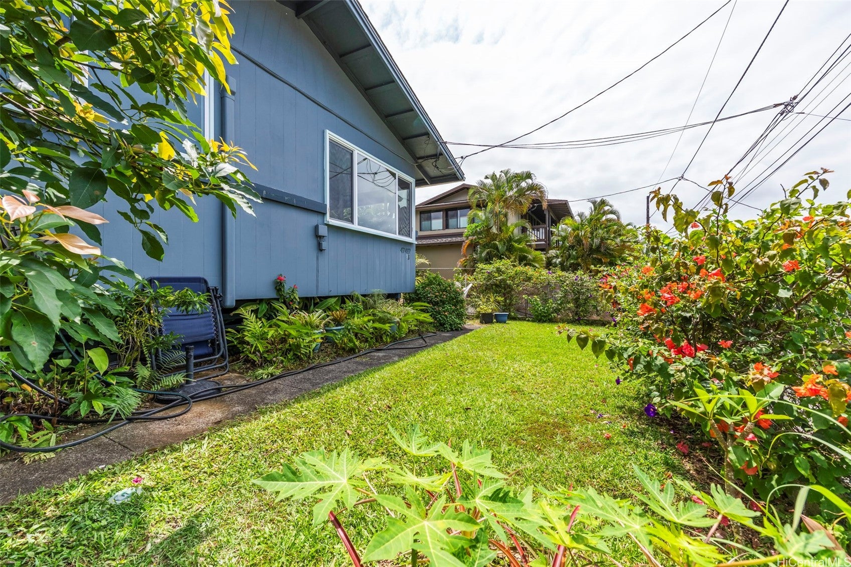 Welcome to this updated 3 bedroom, 2 bath single family home in the lu – image 18