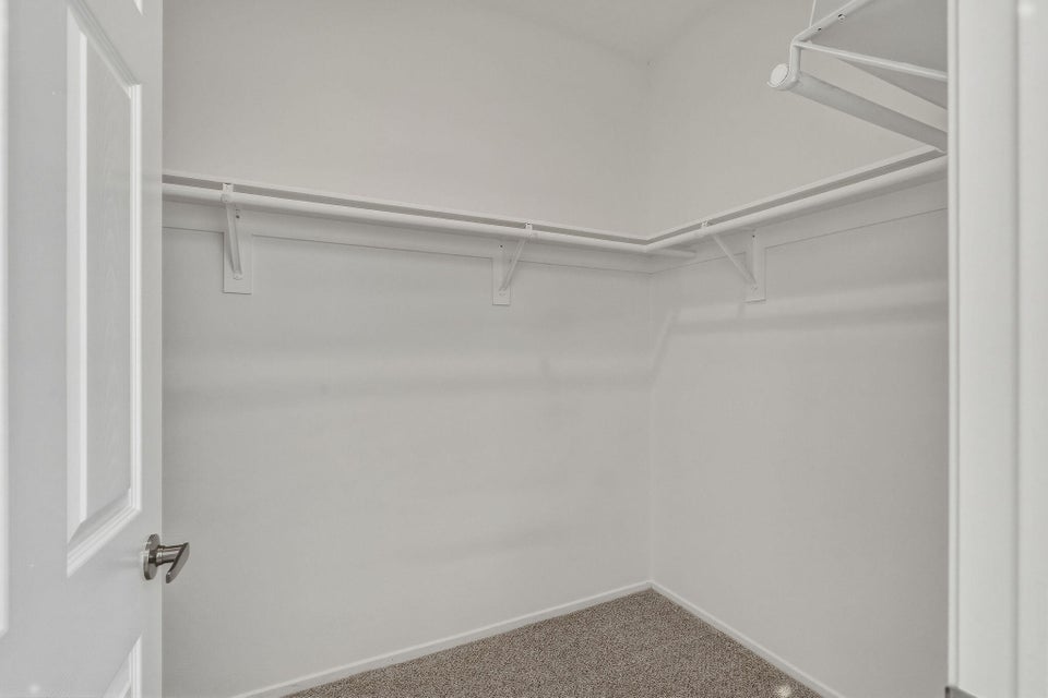 Exceptional opportunity to own a spacious 4 bedroom, 3 bath residence – image 35