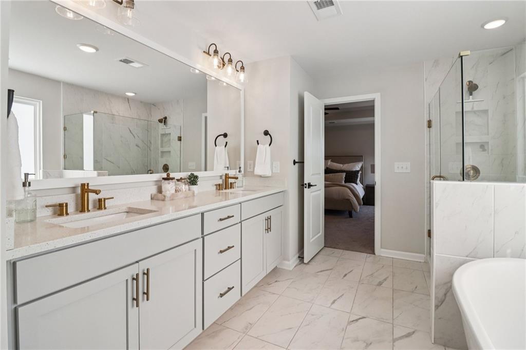 Welcome to luxury living in the heart of West Forsyth, where designer – image 36