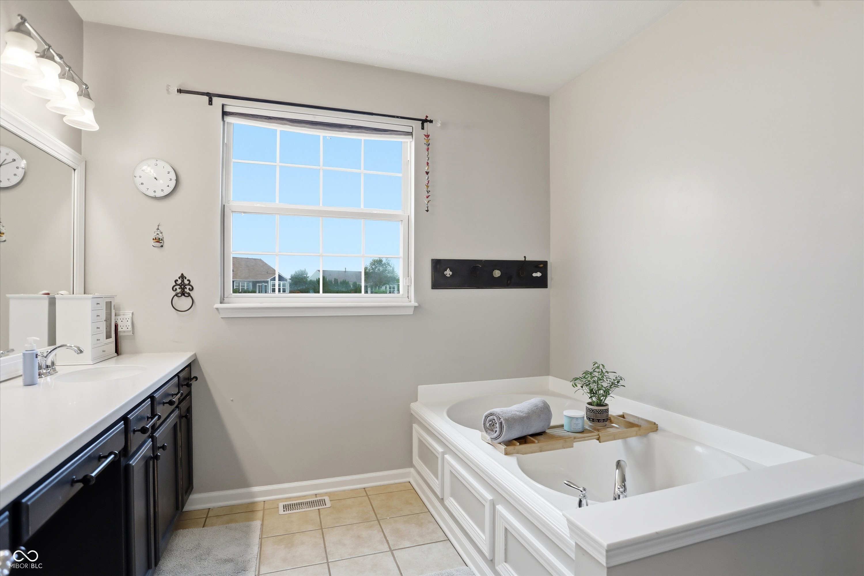 1720 1720 Harris Hawk Court, Brownsburg, Indiana, 46112, USA, 4 Bedrooms Bedrooms, ,3 BathroomsBathrooms,Residential,For Sale,1720 Harris Hawk Court,22102471