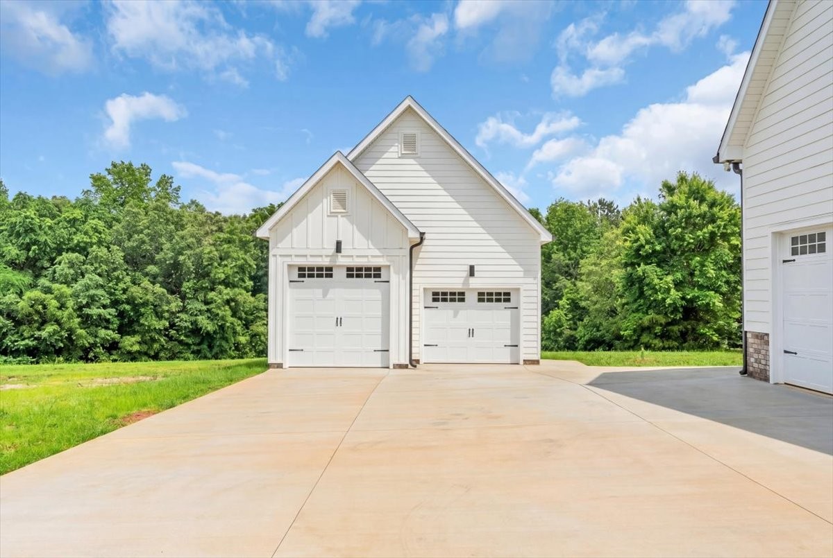 74 74 Summer Lake Ct Lot 16, Winchester, Tennessee, 37398, USA, 3 Bedrooms Bedrooms, ,4 BathroomsBathrooms,Residential,For Sale,74 Summer Lake Ct Lot 16,3232049