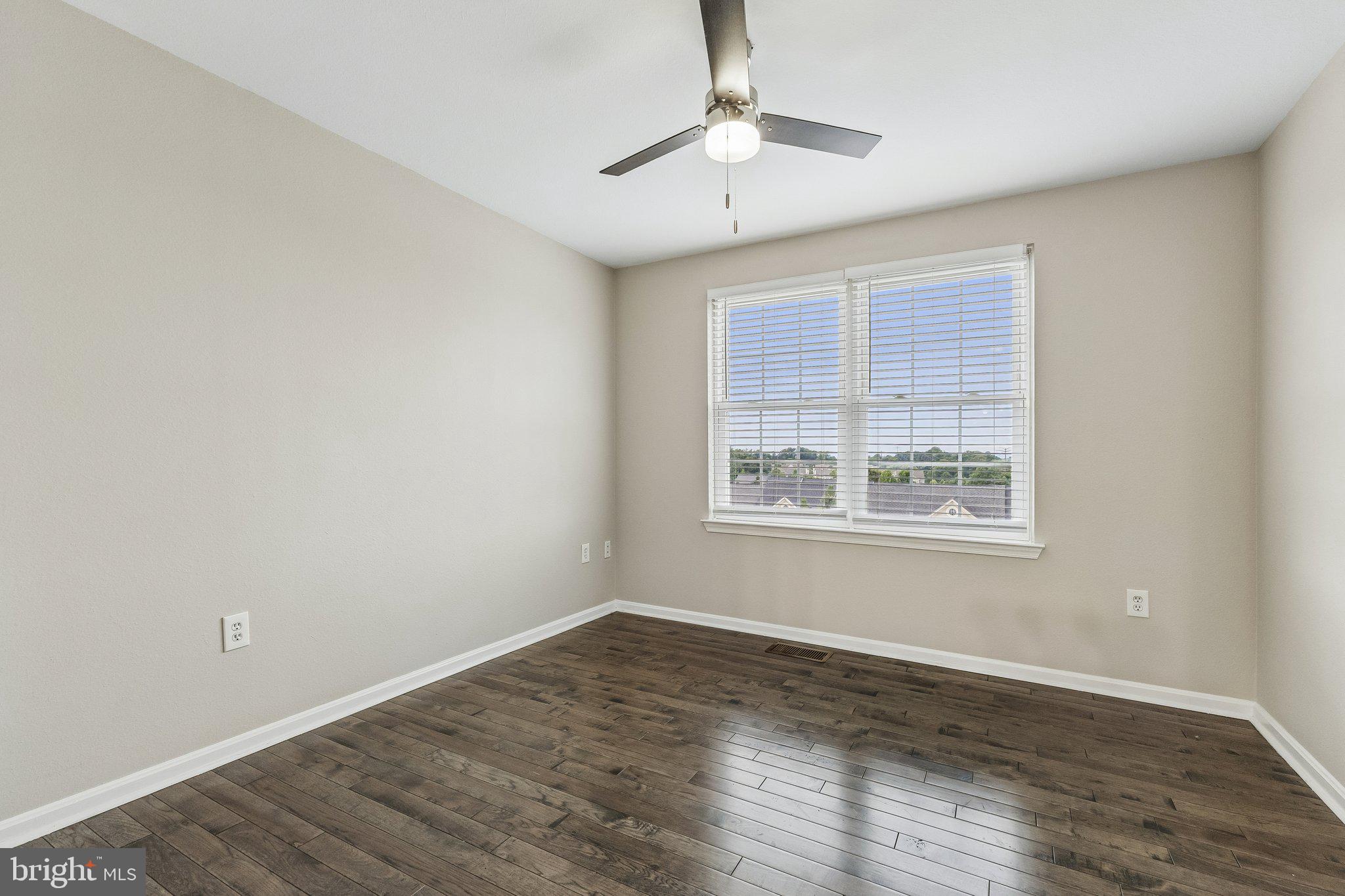4542 4542 Superior Square, Fairfax, Virginia, 22033, USA, 3 Bedrooms Bedrooms, ,3 BathroomsBathrooms,Residential,For Sale,4542 Superior Square,VAFX2313172