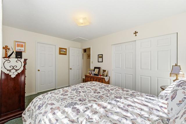 Welcome home to this beautifully well-kept East Bench gem, perfectly s – image 20