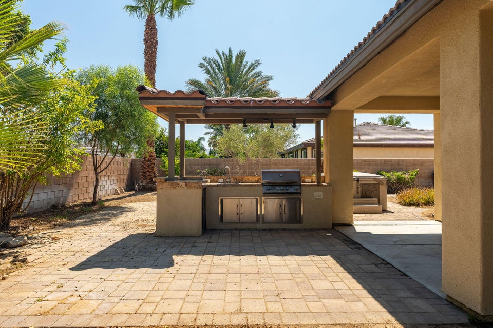 Exceptional opportunity to own a spacious 4 bedroom, 3 bath residence – image 43