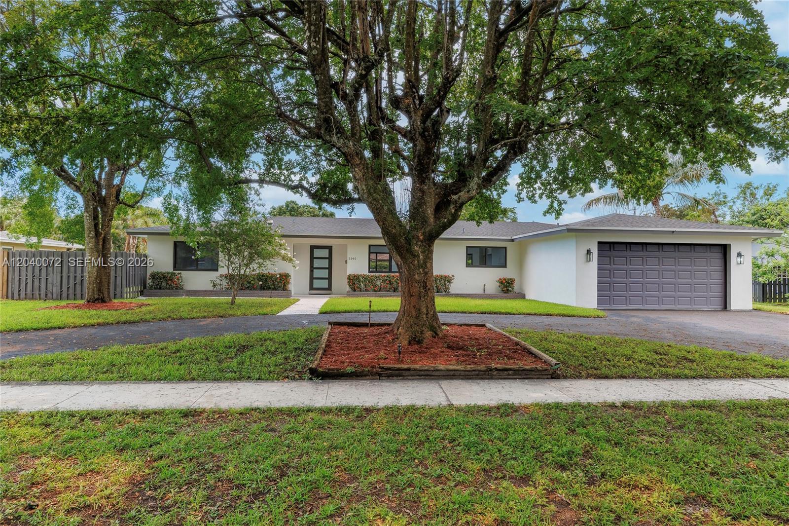 6940 6940 NW 6th St, Plantation, Florida, 33317, USA, 3 Bedrooms Bedrooms, ,2 BathroomsBathrooms,Residential,For Sale,6940 NW 6th St,A12040072