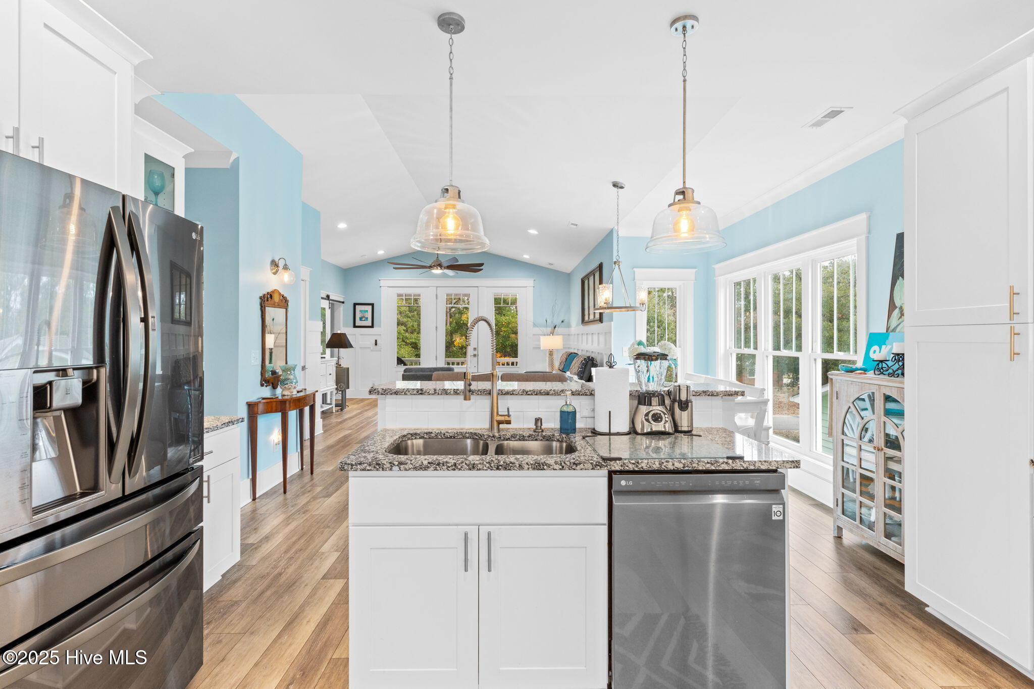 Welcome to 205 NE 59th Street, where coastal charm meets high-end craf – image 22