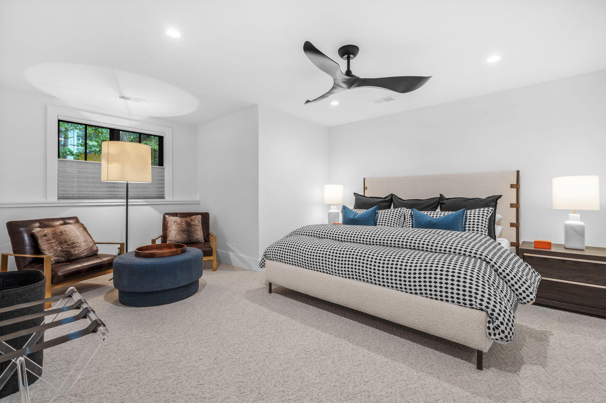 Behind the private gates of Gaslight Estates sits this exceptional, cu – image 34