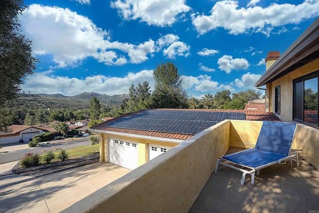 Welcome to this beautiful 4-bedroom, 2.5-bath home that blends comfort – image 39