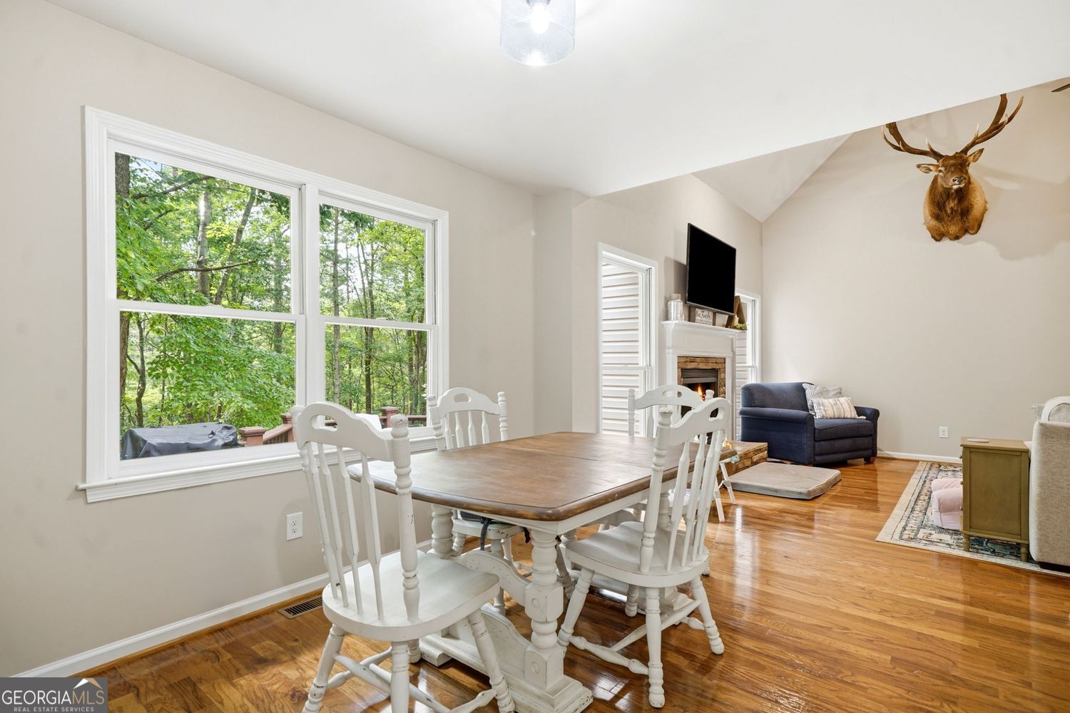 Peaceful Country Living with Modern Convenience on 2.28 Private Acres! – image 5