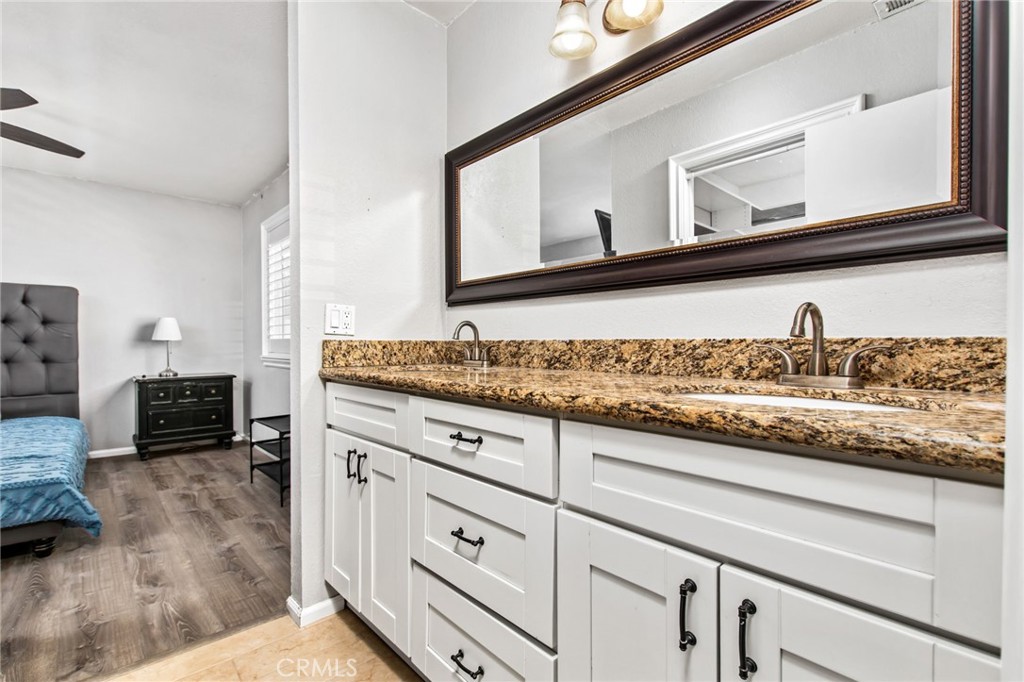 30265 30265 Buck Tail Drive, Canyon Lake, California, 92587, USA, 3 Bedrooms Bedrooms, ,2 BathroomsBathrooms,Residential,For Sale,30265 Buck Tail Drive,SW26094456