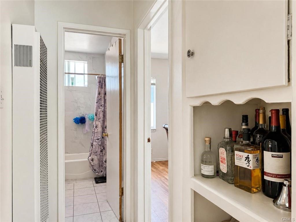 8617 8617 Ivy St, Los Angeles, California, 90002, USA, 5 Bedrooms Bedrooms, ,Residential,For Sale,8617 Ivy St,MB26135921