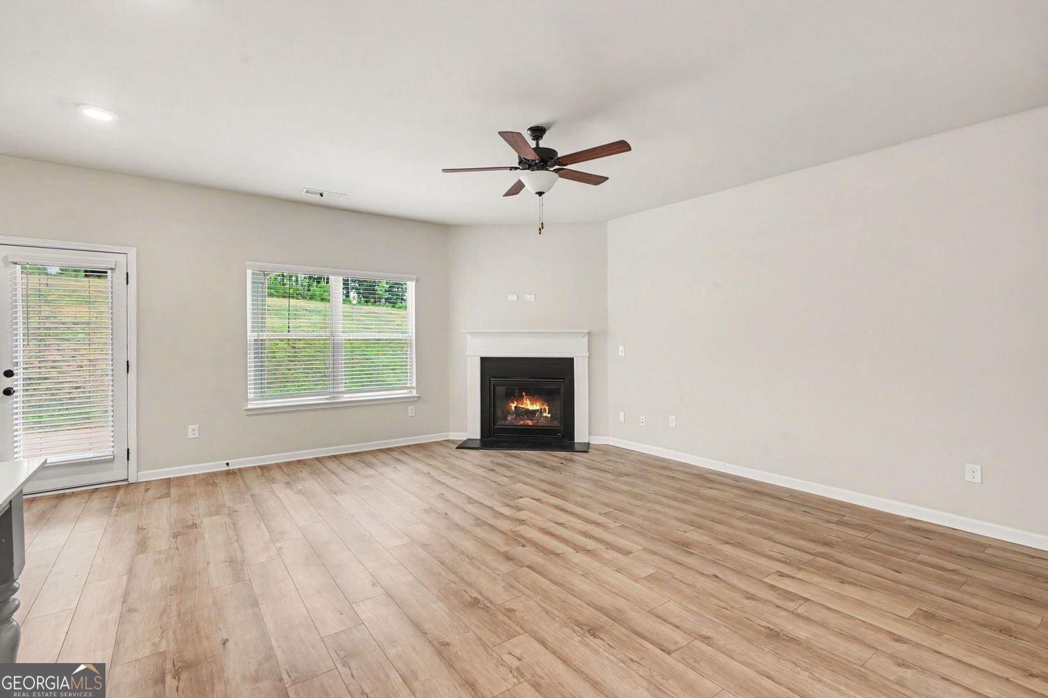 Why wait months for new construction when you can move into luxury tod – image 11