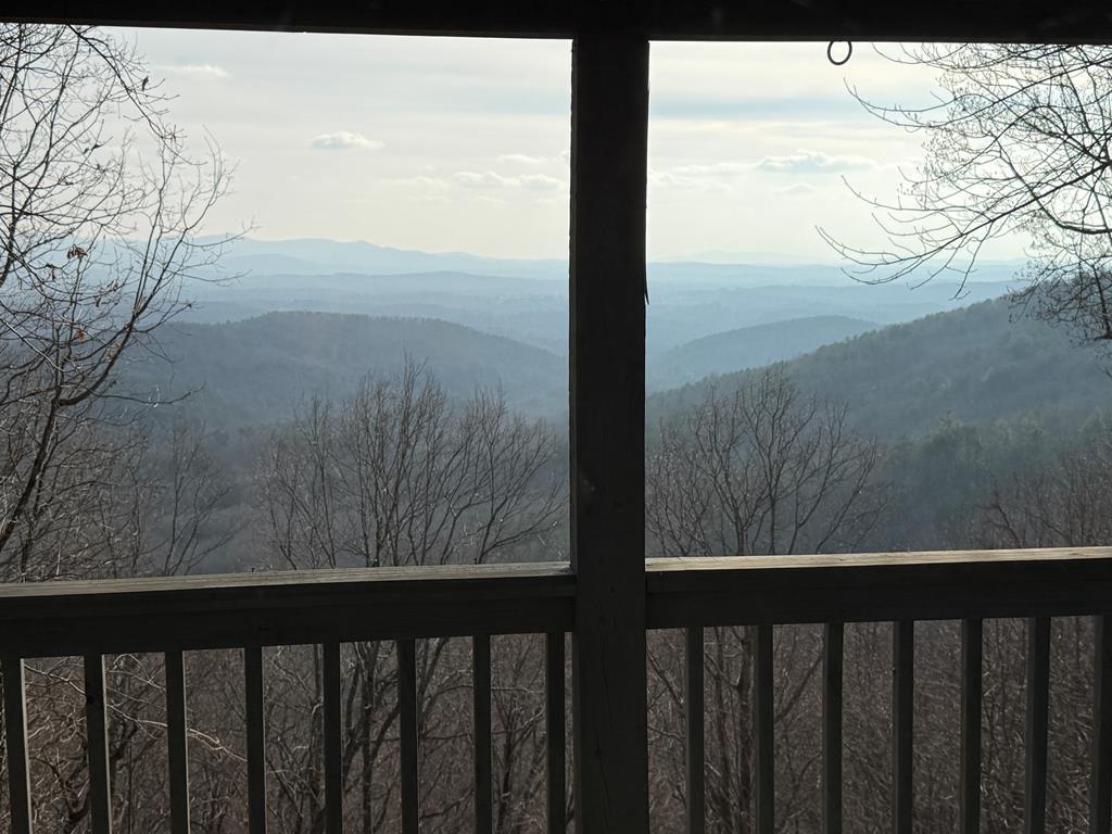 Spectacular “Top of the Mountain” Long-Range Views showcases Several M – image 34