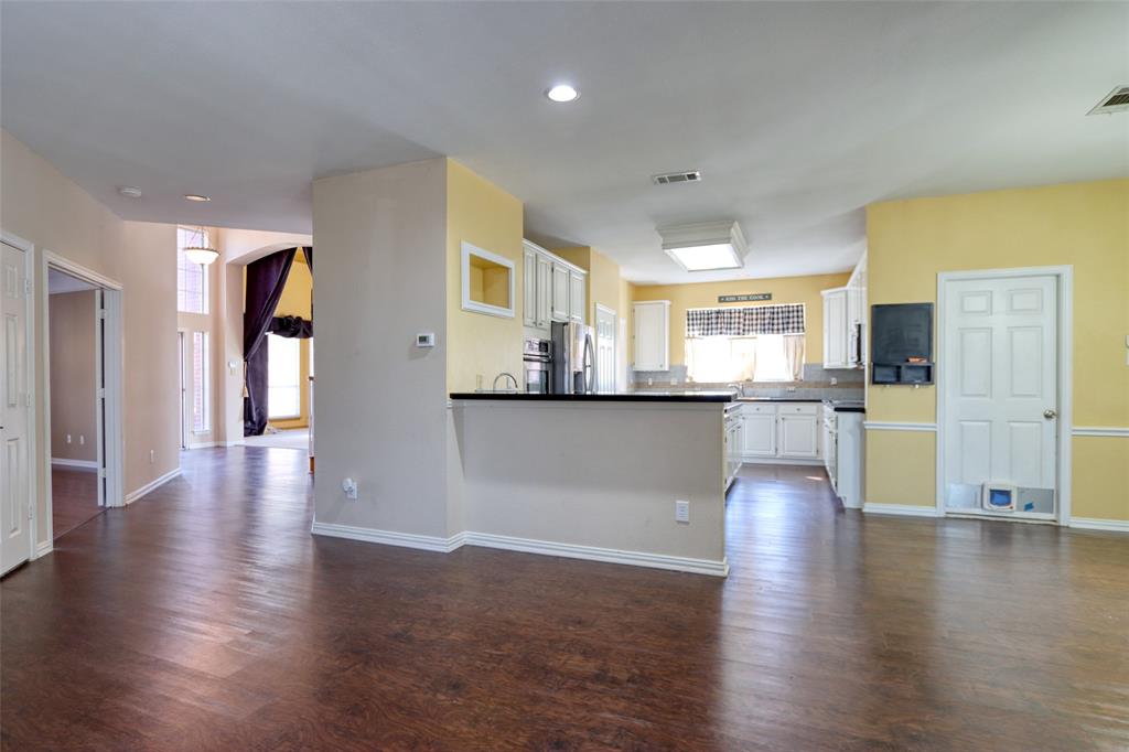 6521 6521 Lynch Lane, Garland, Texas, 75044, USA, 5 Bedrooms Bedrooms, ,4 BathroomsBathrooms,Residential,For Sale,6521 Lynch Lane,21163465