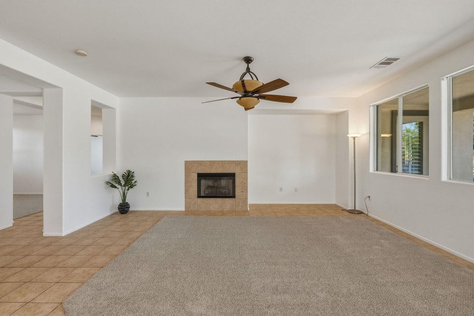 Exceptional opportunity to own a spacious 4 bedroom, 3 bath residence – image 18