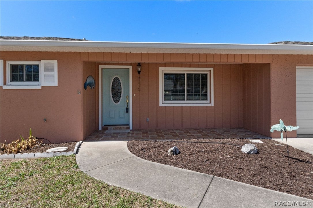 1400 1400 SE 5th Avenue, Crystal River, Florida, 34429, USA, 3 Bedrooms Bedrooms, ,2 BathroomsBathrooms,Residential,For Sale,1400 SE 5th Avenue,852812
