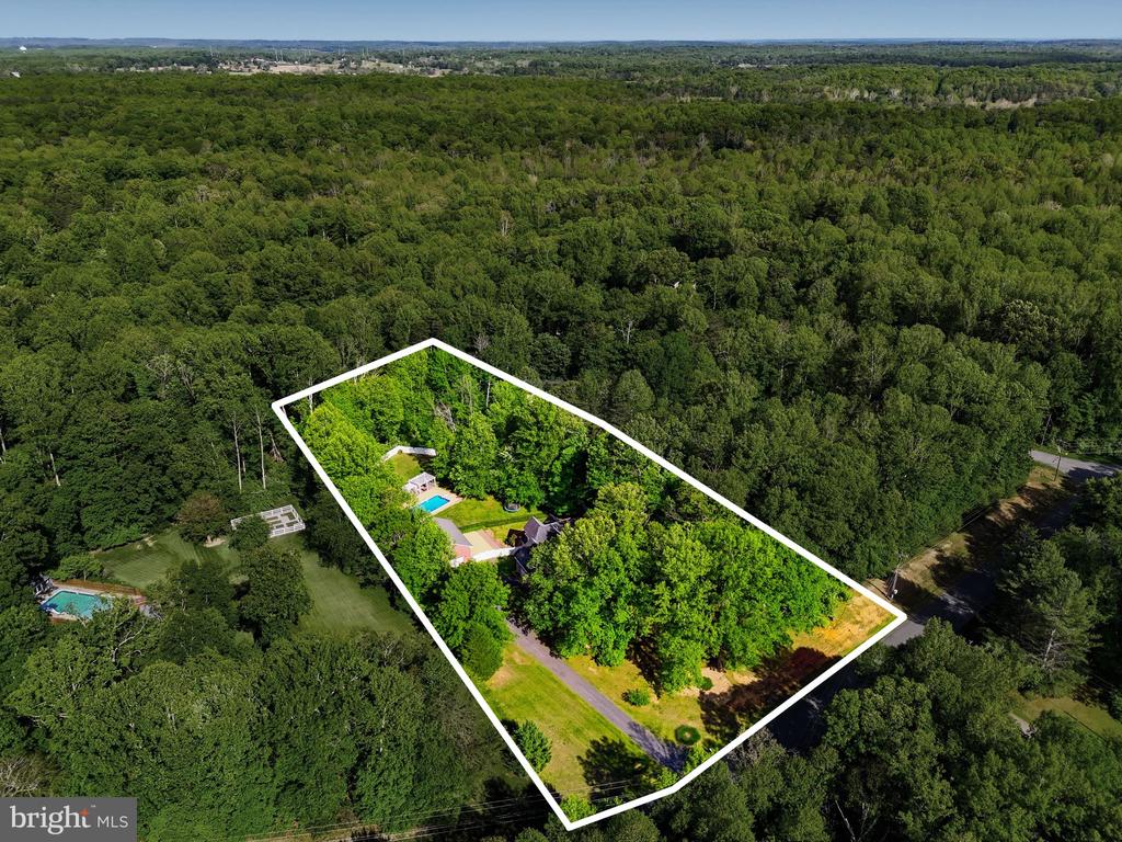 4145 4145 Running Quail Trail, Amissville, Virginia, 20106, USA, 3 Bedrooms Bedrooms, ,4 BathroomsBathrooms,Residential,For Sale,4145 Running Quail Trail,a0101371-3b9d-4316-80f8-affb95