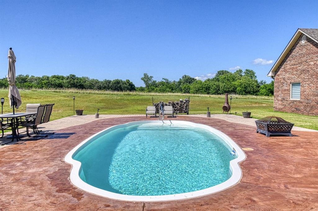 4001 4001 County Road 1520, Stratford, Oklahoma, 74872, USA, 4 Bedrooms Bedrooms, ,3 BathroomsBathrooms,Residential,For Sale,4001 County Road 1520,1235461