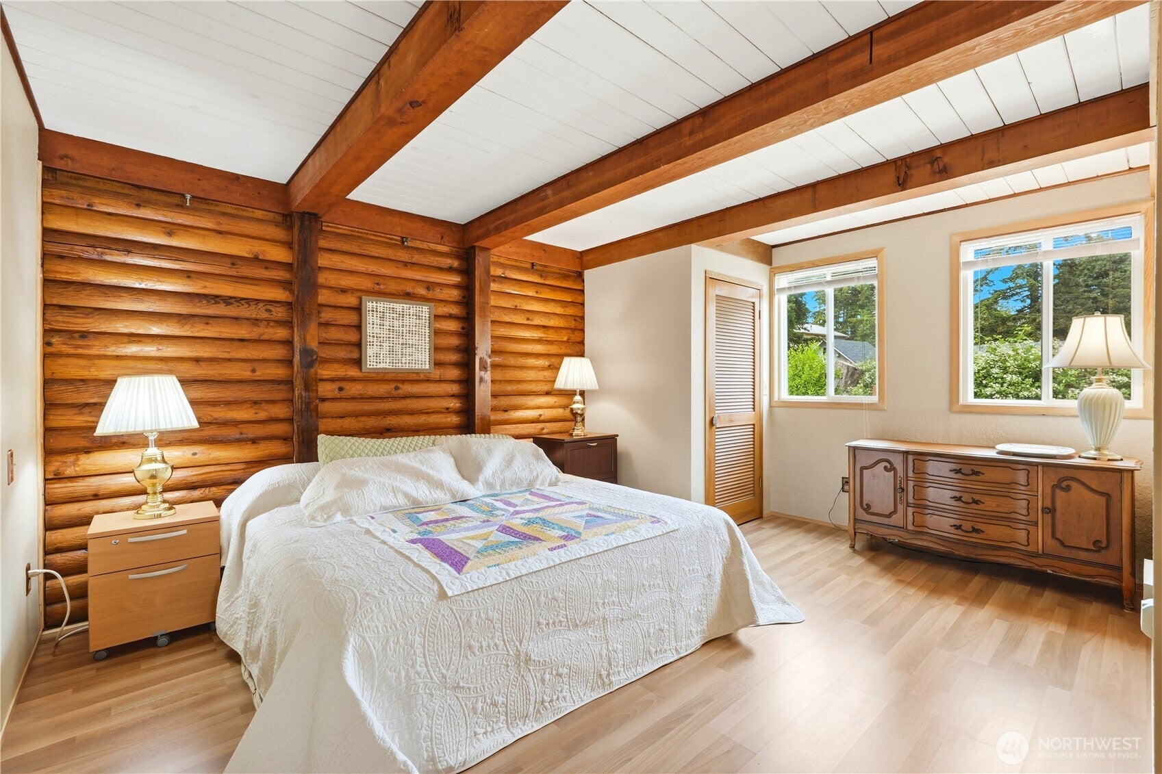 Welcome to your own PNW retreat, where character, space, and a peacefu – image 15
