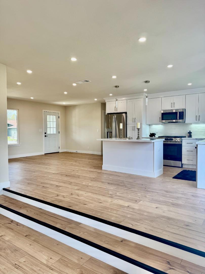7579 7579 Burnham Way, Dublin, California, 94568, USA, 3 Bedrooms Bedrooms, ,2 BathroomsBathrooms,Residential,For Sale,7579 Burnham Way,47d0f610-0e9e-4e22-a365-a2afe5