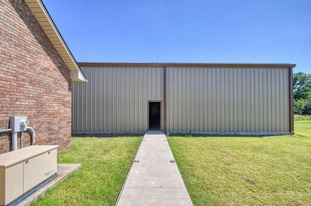 4001 4001 County Road 1520, Stratford, Oklahoma, 74872, USA, 4 Bedrooms Bedrooms, ,3 BathroomsBathrooms,Residential,For Sale,4001 County Road 1520,1235461