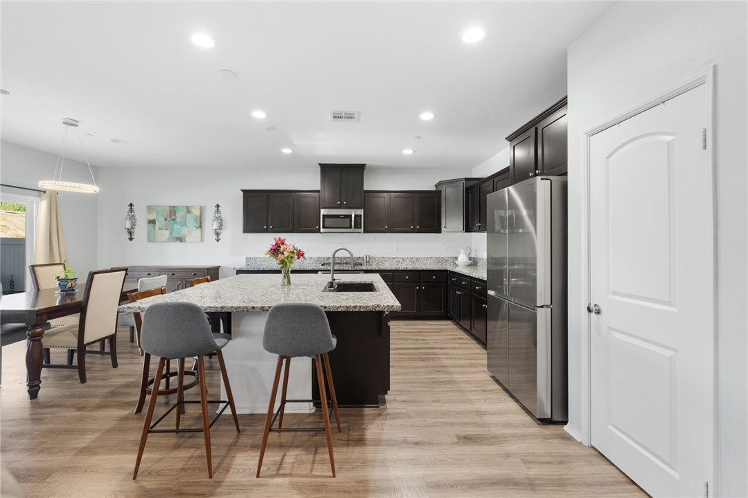 28812 28812 Triple C Ranch, Murrieta, California, 92563, USA, 5 Bedrooms Bedrooms, ,4 BathroomsBathrooms,Residential,For Sale,28812 Triple C Ranch,997c72e0-af47-4ed0-8440-8bb3fd