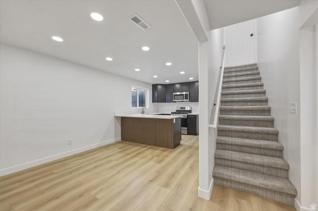 This home is move-in ready! Extra kitchen for extra income. New roof! – image 20