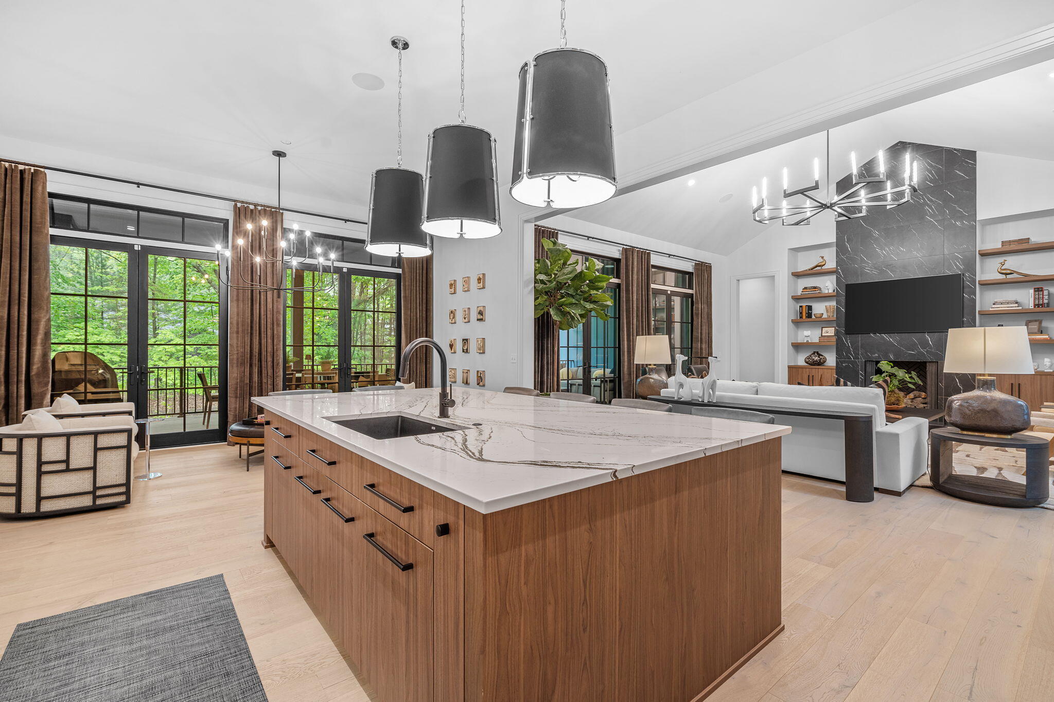 Behind the private gates of Gaslight Estates sits this exceptional, cu – image 6