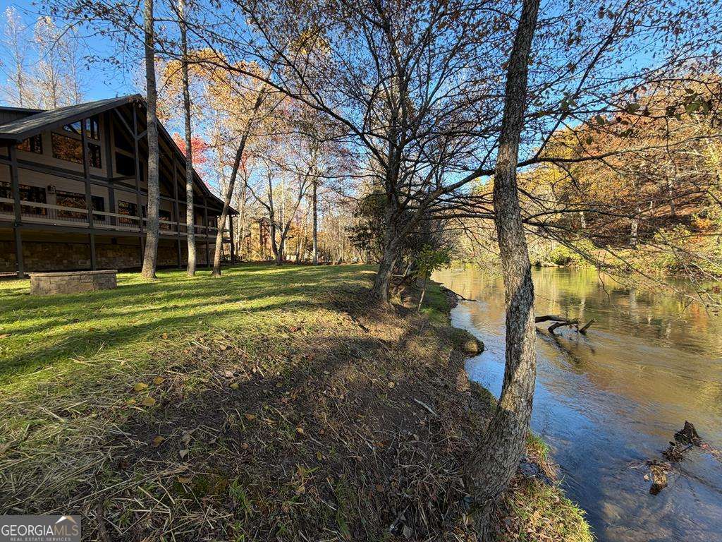 Welcome to your Private RIVERFRONT DREAM HOME on the shimmering shores – image 74
