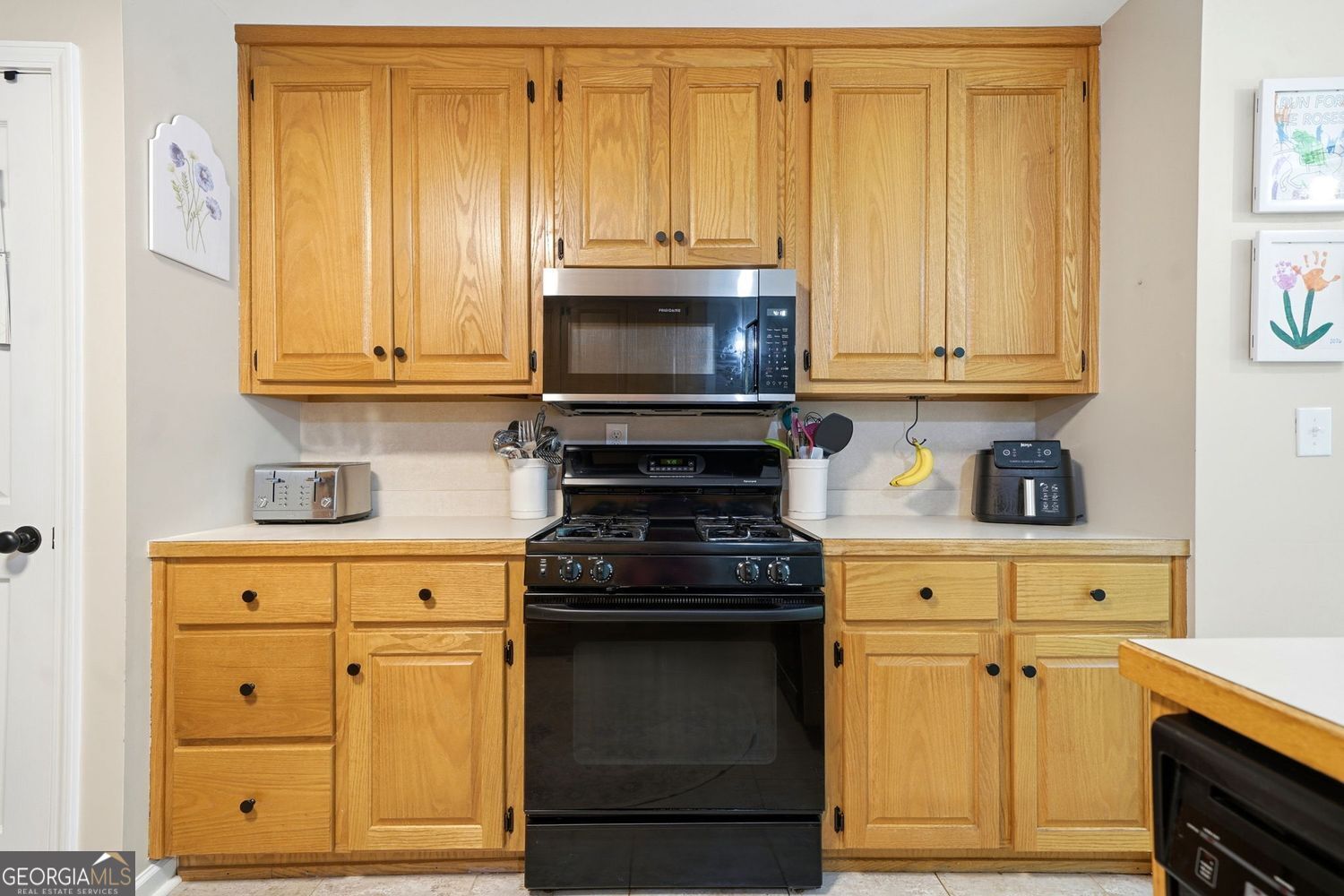 Peaceful Country Living with Modern Convenience on 2.28 Private Acres! – image 10