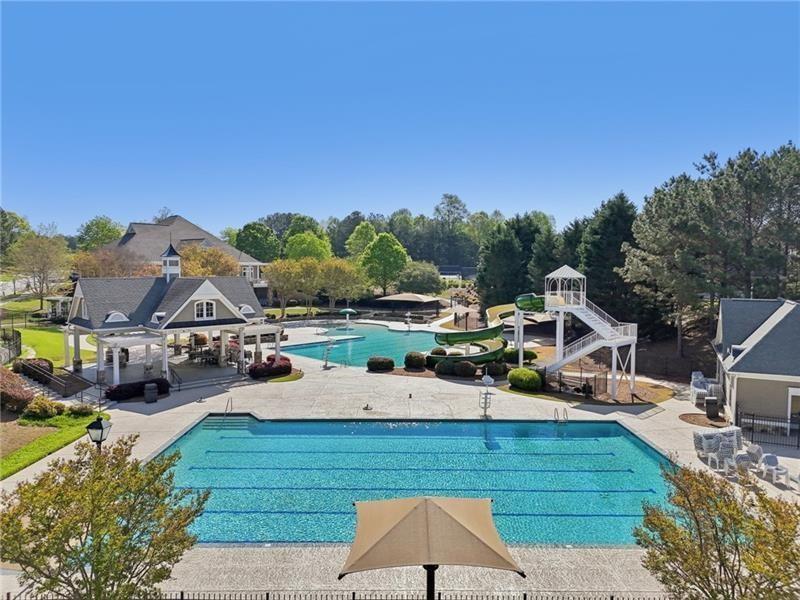 This beautiful home located on a cul-de-sac backs up to a private wood – image 77