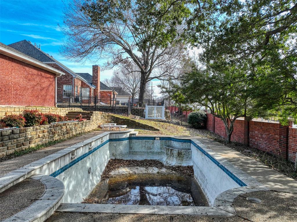 6521 6521 Lynch Lane, Garland, Texas, 75044, USA, 5 Bedrooms Bedrooms, ,4 BathroomsBathrooms,Residential,For Sale,6521 Lynch Lane,21163465