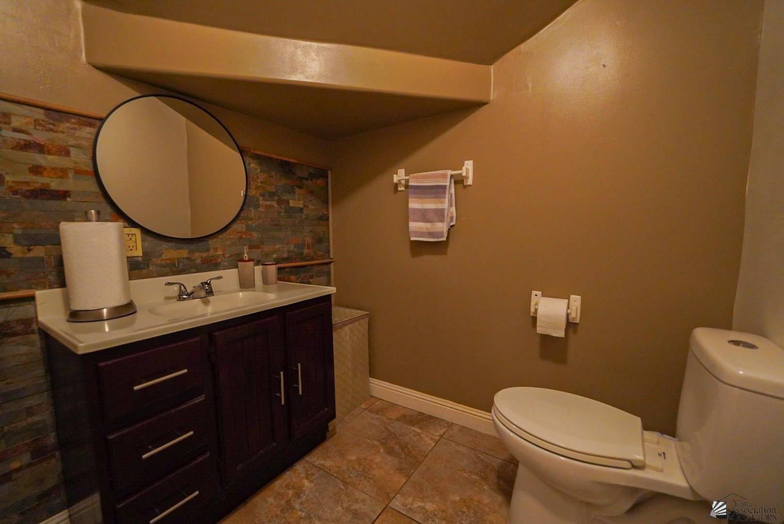 4074 4074 S AVE 5 1/2 E, Yuma, Arizona, 85365, USA, 5 Bedrooms Bedrooms, ,4 BathroomsBathrooms,Residential,For Sale,4074 S AVE 5 1/2 E,20260686
