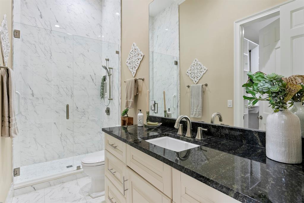 This spectacular custom executive home is situated in Avila, Tampa Bay – image 36