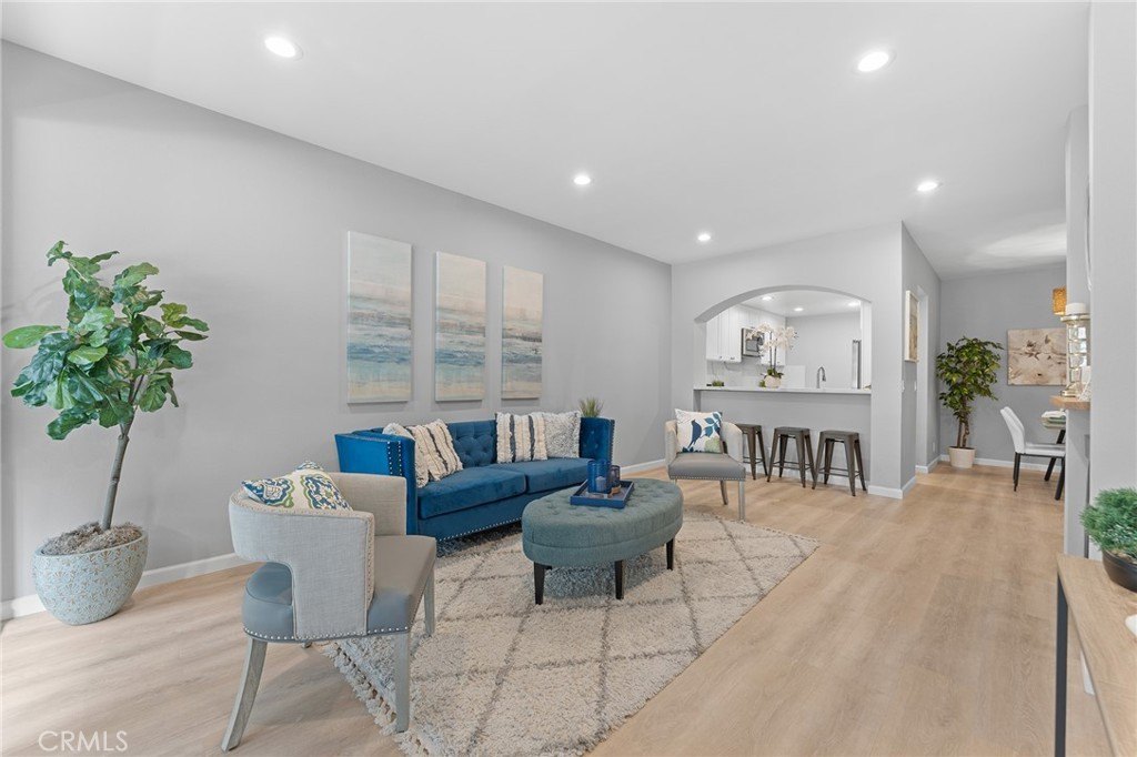 350 350 Paseo De Playa 113, Ventura, California, 93001, USA, 2 Bedrooms Bedrooms, ,1 BathroomBathrooms,Residential,For Sale,350 Paseo De Playa 113,CV25243927