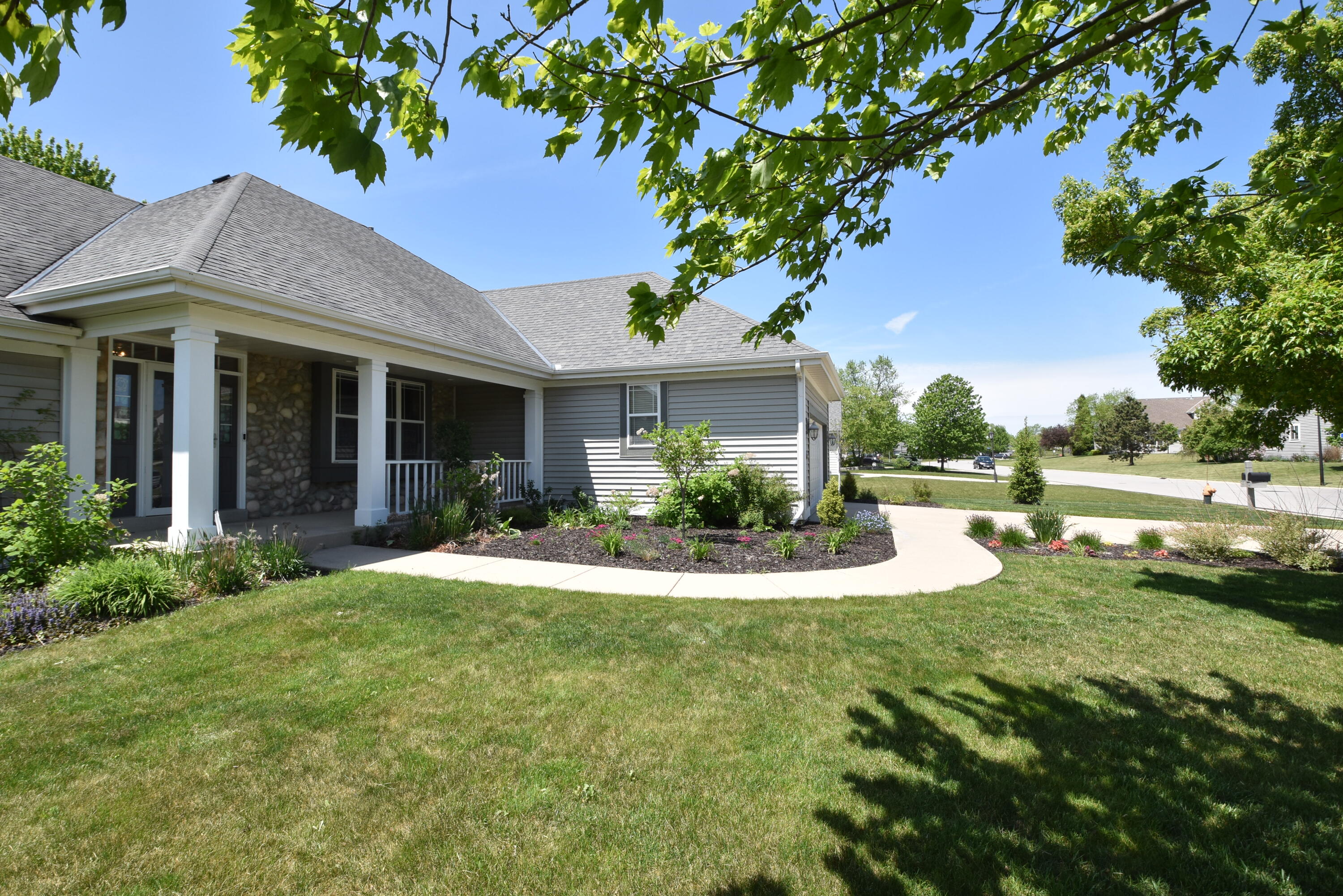 3326 3326 Emmertsen Rd, Caledonia, Wisconsin, 53406, USA, 3 Bedrooms Bedrooms, ,3 BathroomsBathrooms,Residential,For Sale,3326 Emmertsen Rd,df3244ac-4c6e-4545-bf85-edce47