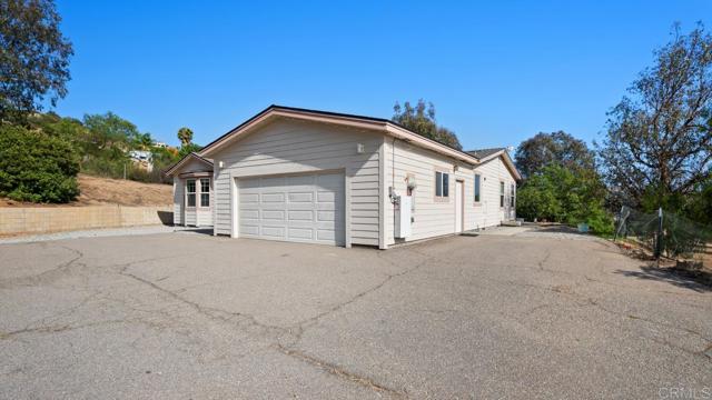18453 18453 Ramona View Dr, Ramona, California, 92065, USA, 3 Bedrooms Bedrooms, ,2 BathroomsBathrooms,Residential,For Sale,18453 Ramona View Dr,PTP2604037
