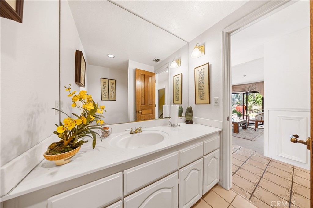 2360 2360 Oakleaf Canyon Road, Walnut, California, 91789, USA, 5 Bedrooms Bedrooms, ,5 BathroomsBathrooms,Residential,For Sale,2360 Oakleaf Canyon Road,CV25117462