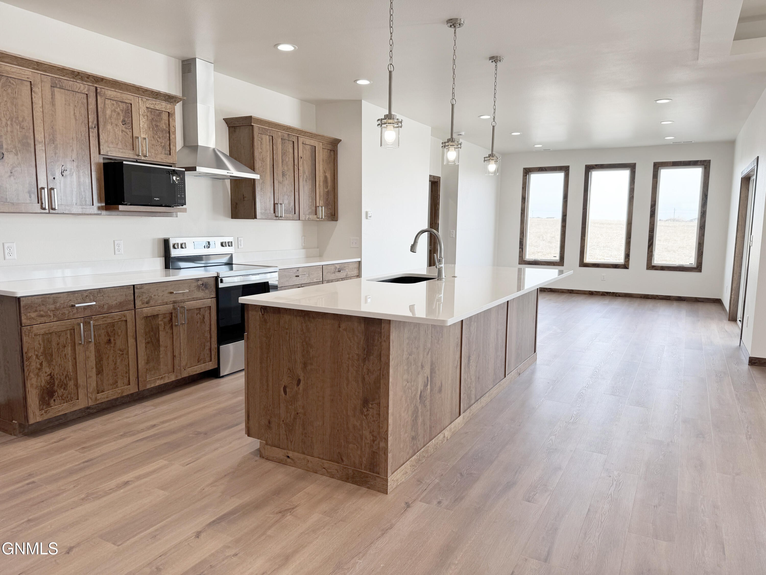 New construction NO STEPS PATIO HOME by Sattler Homes! This quality bu – image 36