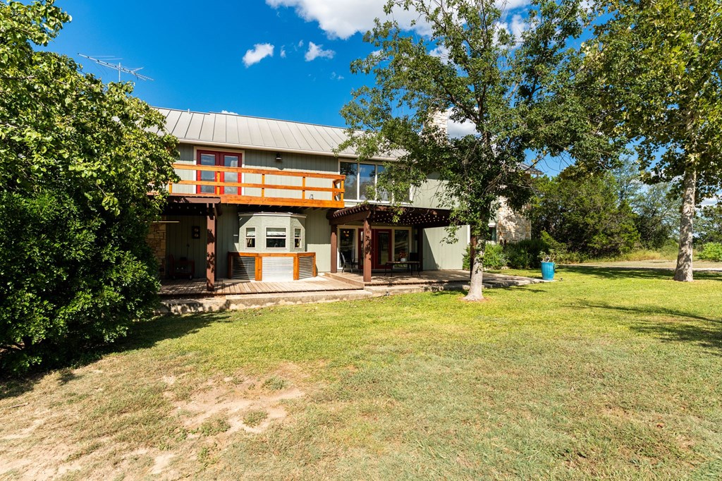 Unrestricted 3-acre property designed with homesteading & self-suffici – image 15