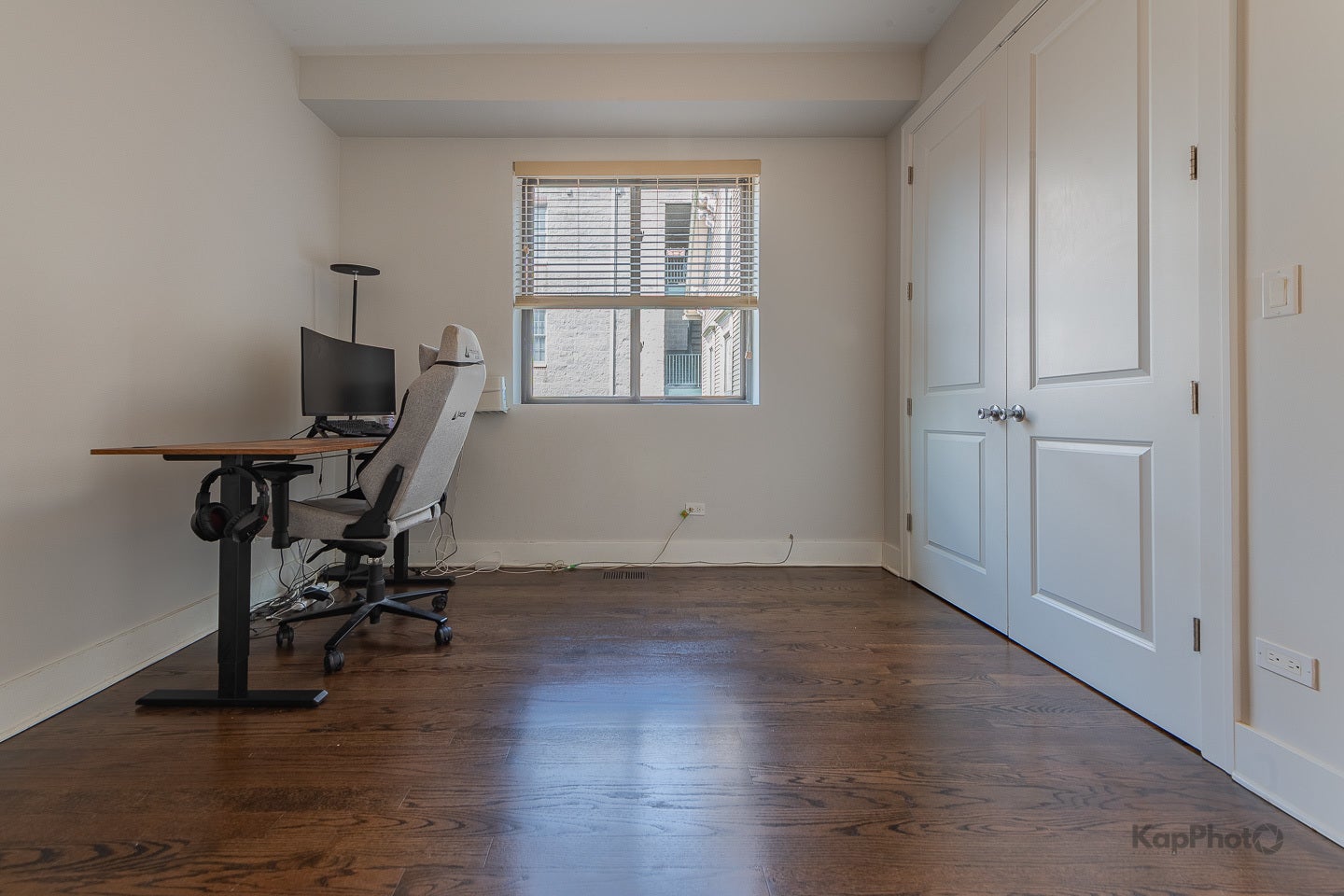 3839 3839 N Ashland Avenue #2, Chicago, Illinois, 60613, USA, 3 Bedrooms Bedrooms, ,2 BathroomsBathrooms,Residential,For Sale,3839 N Ashland Avenue #2,8c2415d9-76d4-4b30-9d1f-86ef71