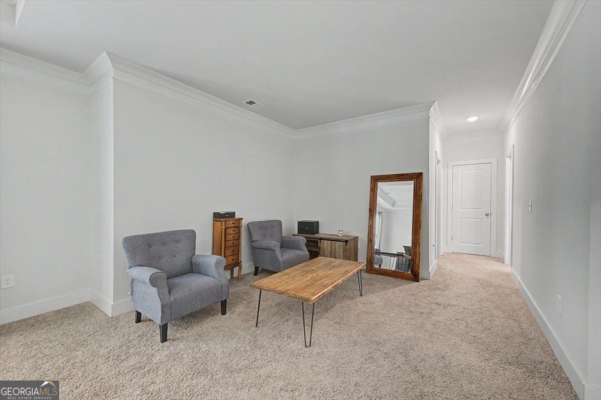 GOLF COURSE LIVING ANYONE??!! Experience luxury golf course living at – image 36