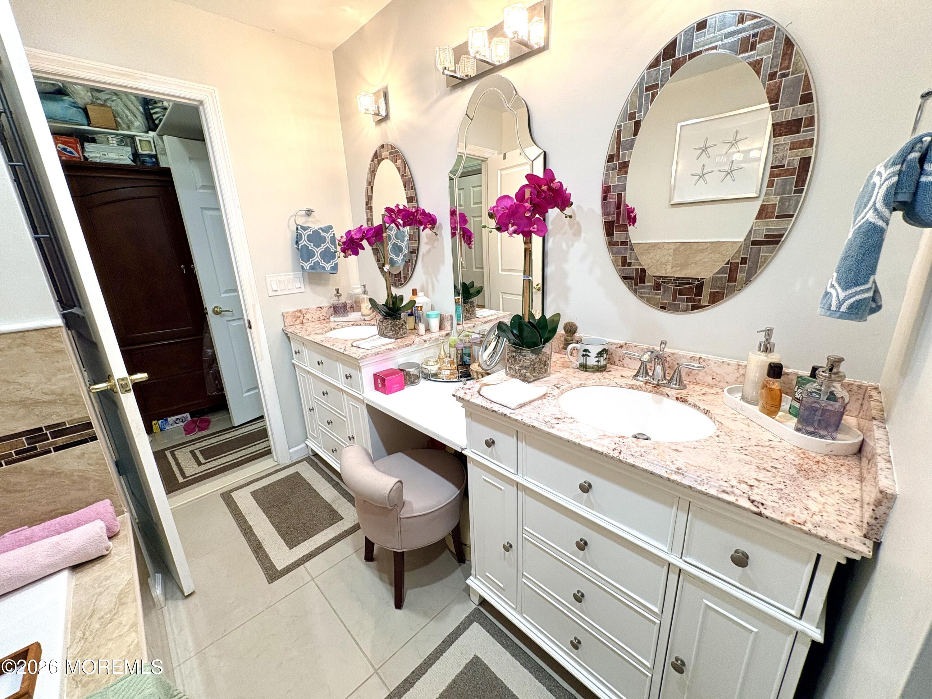 No expense spared in this impeccably upgraded home in the sought-after – image 23