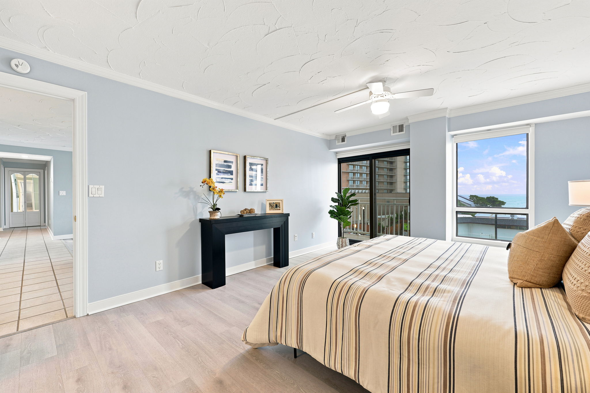 4004 4004 Atlantic Ave Unit 309, Virginia Beach, Virginia, 23451, USA, 2 Bedrooms Bedrooms, ,2 BathroomsBathrooms,Residential,For Sale,4004 Atlantic Ave Unit 309,10633444