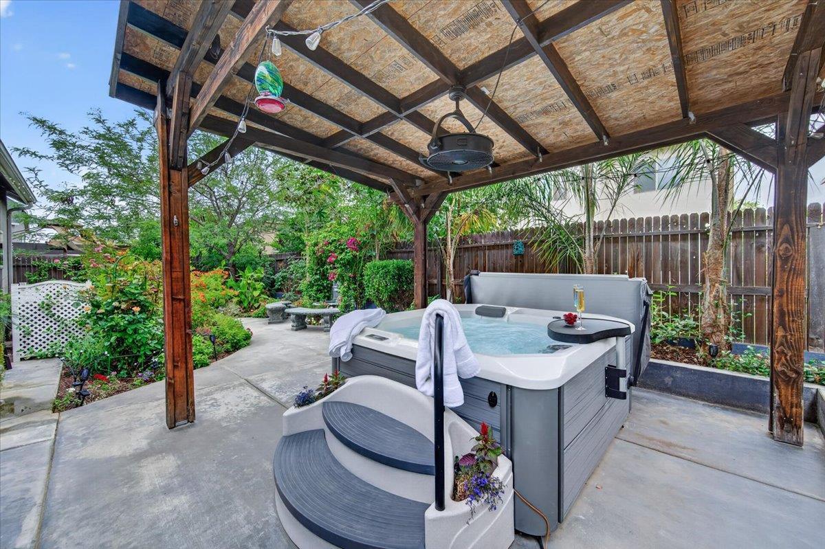 6189 6189 E Farrin Avenue, Fresno, California, 93727, USA, 4 Bedrooms Bedrooms, ,3 BathroomsBathrooms,Residential,For Sale,6189 E Farrin Avenue,5803862b-2863-4d61-8307-cee7be