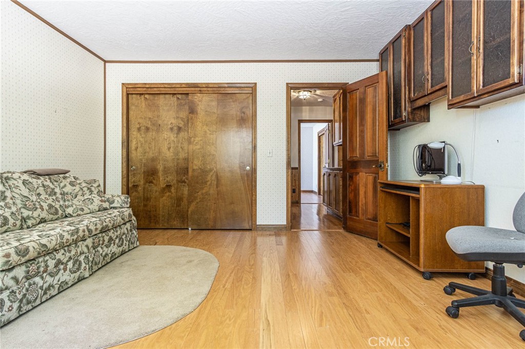 Something is refreshing about a home that actually gives you room to b – image 46