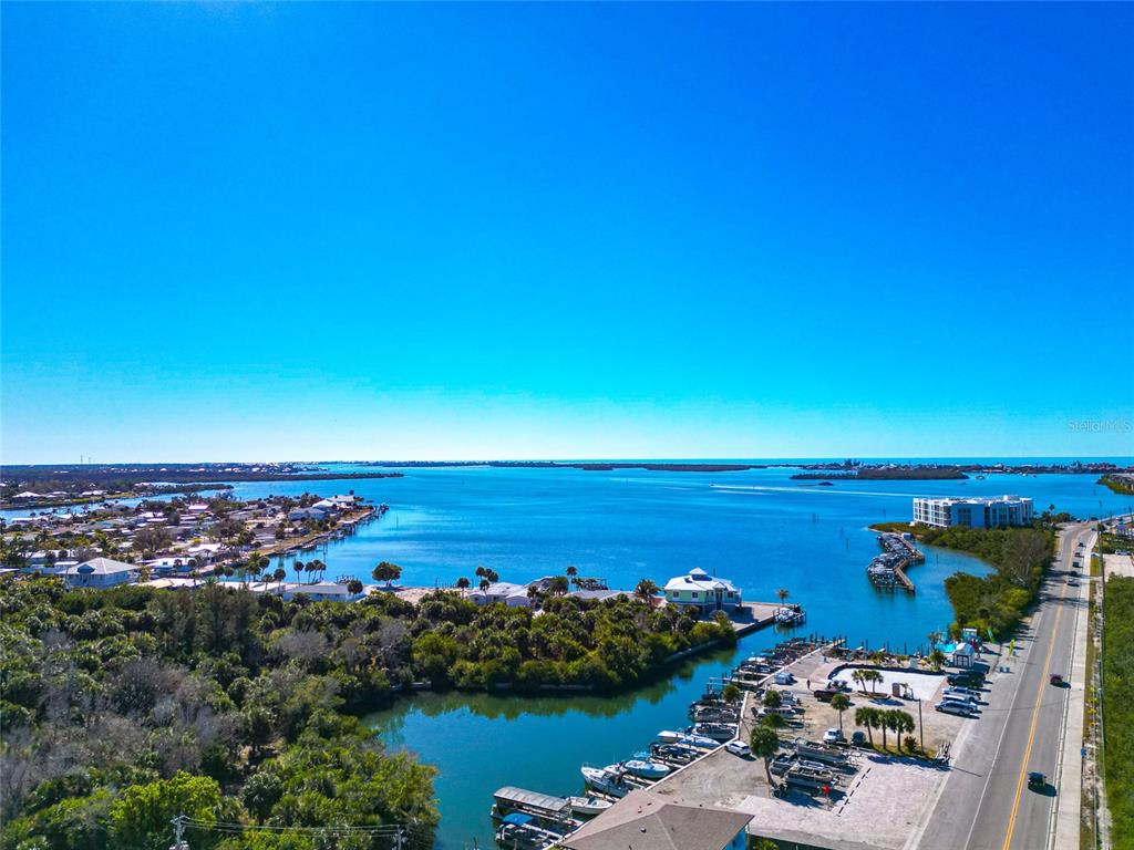 950 950 Oxford Drive, Englewood, Florida, 34223, USA, 3 Bedrooms Bedrooms, ,2 BathroomsBathrooms,Residential,For Sale,950 Oxford Drive,N6142928