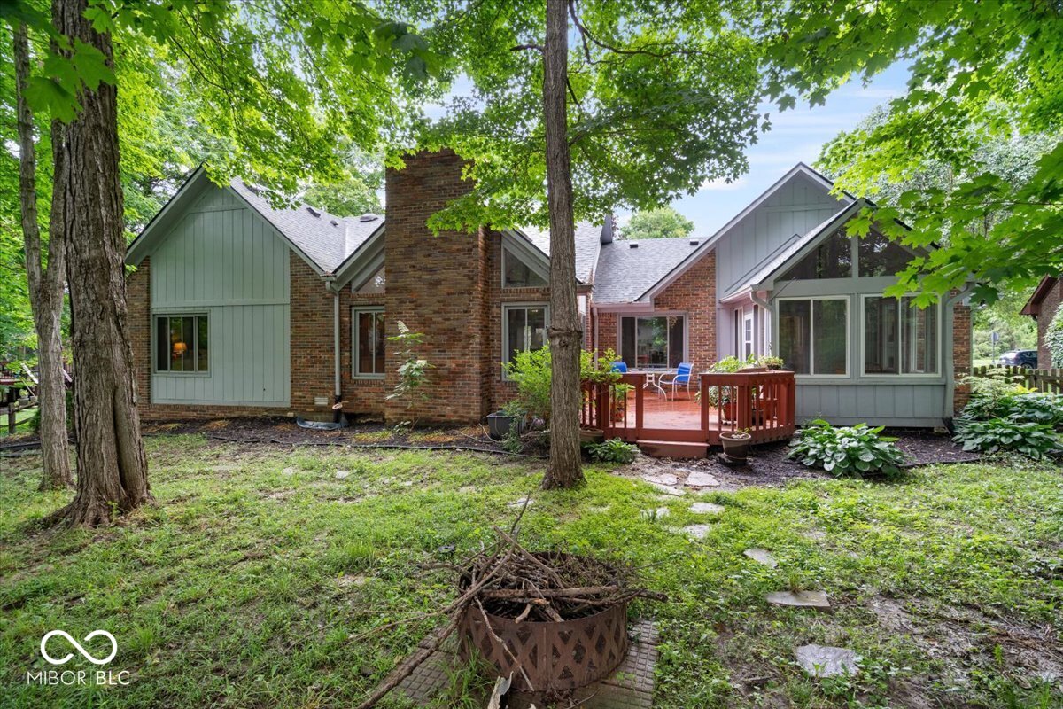 Updates galore in desirable Feather Cove III! Nestled on a half-acre w – image 38